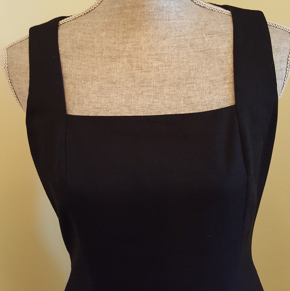 Dress - Picture 3 of 5